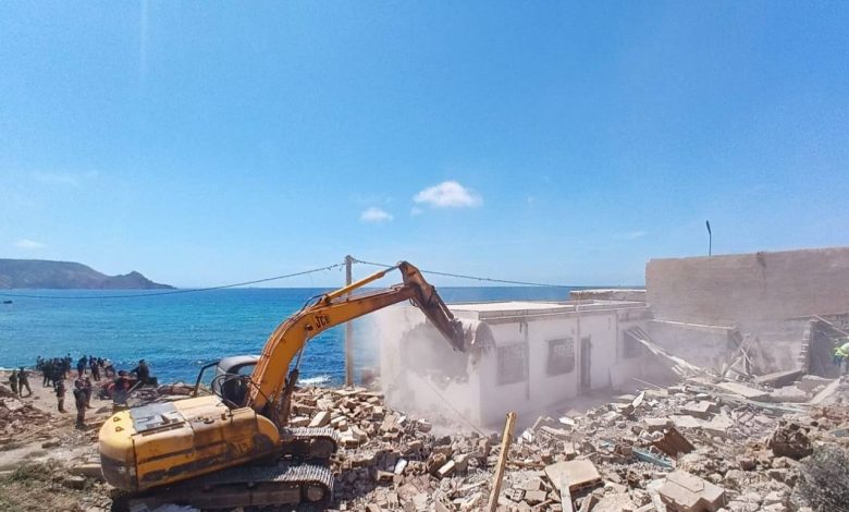 Aïn Franine: Une quarantaine de constructions illicites démolies