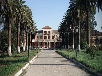 Accord-cadre entre l'Université «Djillali Liabes» et Saidal