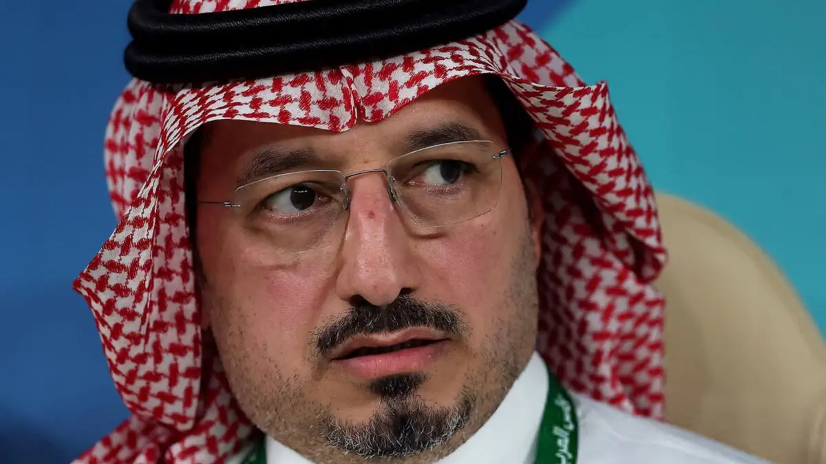 Le président de la Fédération saoudienne de football démissionne