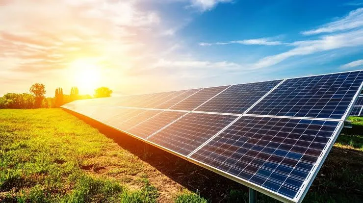 Trois centrales solaires bientôt en chantier