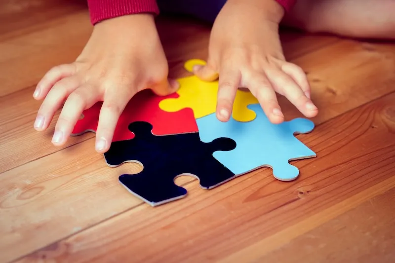 Campagne sur le dépistage précoce de l'autisme chez les enfants  