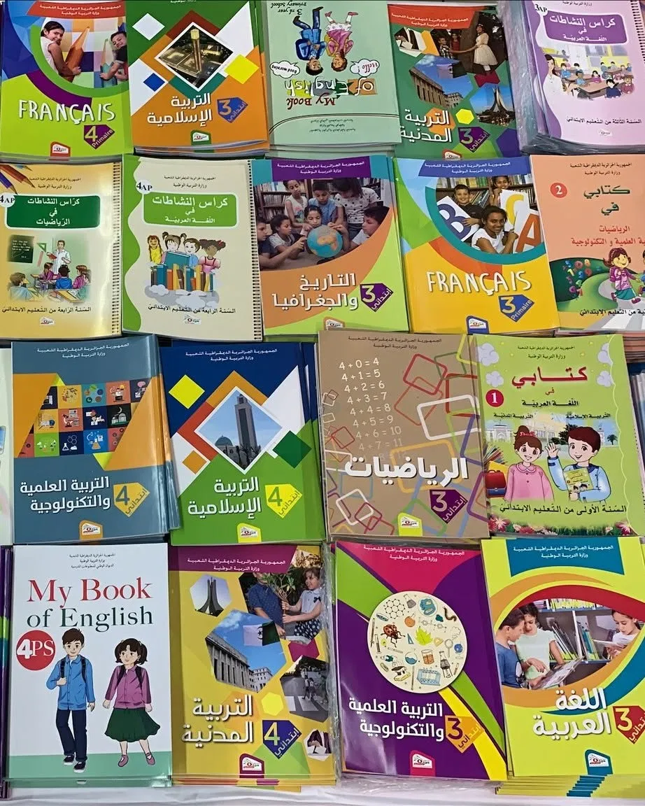 Plusieurs points de vente de manuels scolaires ouverts  