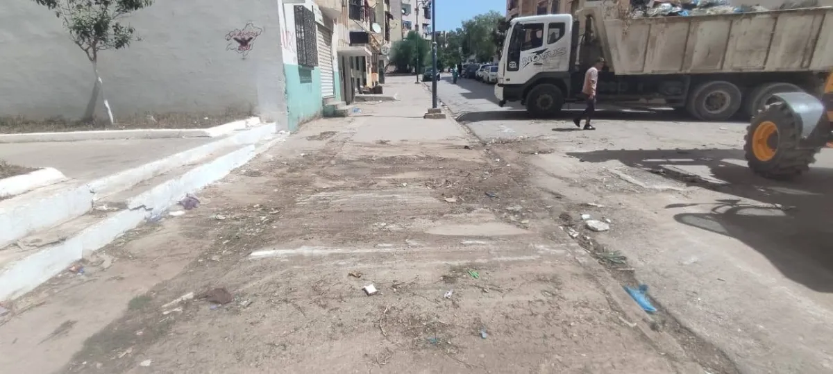 Des grillages démantelés et des trottoirs libérés  