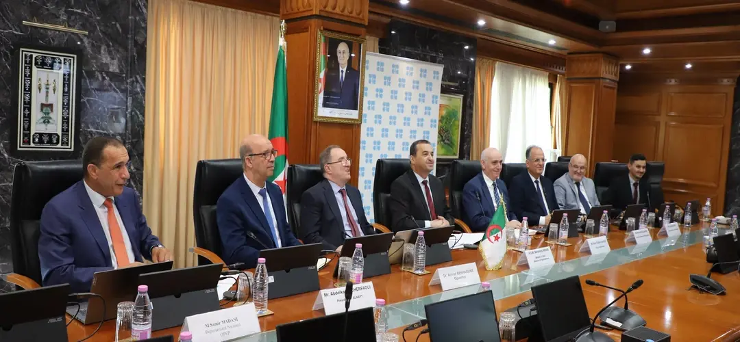 L'Algérie et six autres pays maintiennent leur niveau de production inchangé  